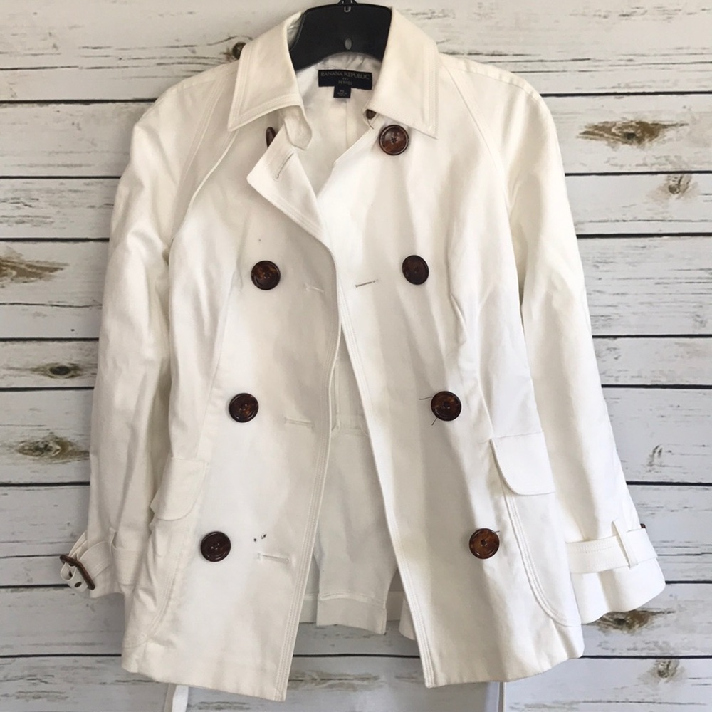Banana republic white trench coat size PS